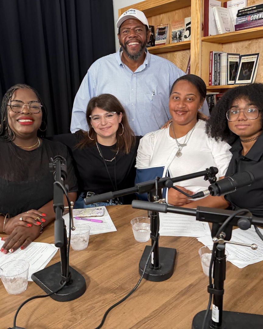 Jamie Davis joining a roundtable podcast taping